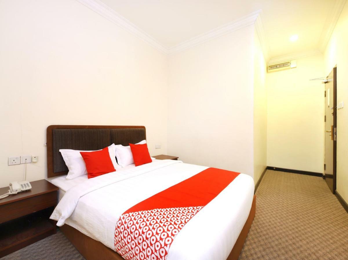 Oyo 750 Comfort Hotel Kota Kinabalu Esterno foto